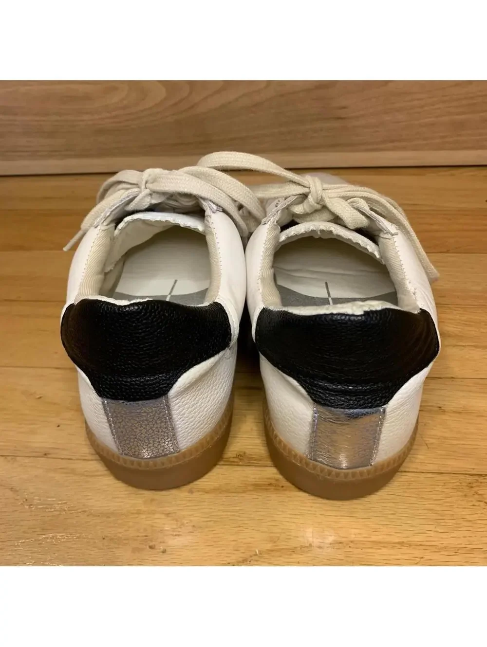 Dolce Vita Notice Sneakers in White Gray Leather - Size 6